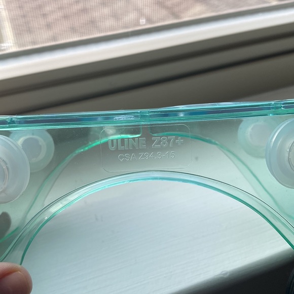 Lab goggles - Picture 3 of 3